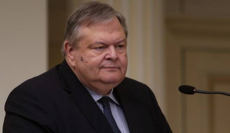 Σε επιτροπή σοφών του Συμβουλίου της Ευρώπης, με πρόταση Μητσοτάκη, ο Ευάγγελος Βενιζέλος