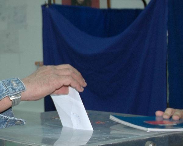 Απλή αναλογική με δύο γύρους