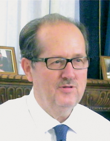 Π. Νίκας: Μόνο με συναίνεση κέντρα λεθρομεταναστών