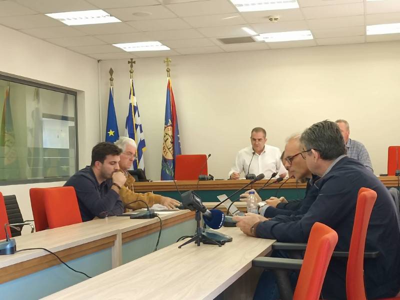 Στο Λιβάνιο ο Βασιλόπουλος για αύξηση πόρων για τα σχολεία