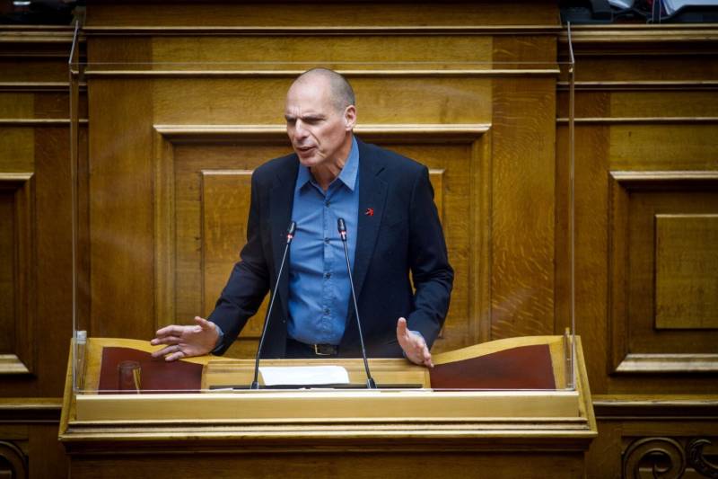 Βαρουφάκης: Αντίθετα με τους 57, αναρρώνω – Σήμερα καταθέτω στον ανακριτή (βίντεο)