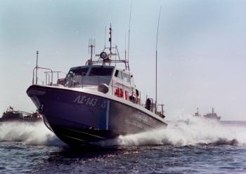 Διάσωση 51 μεταναστών από ιστιοφόρο στο Ταίναρο - Οδηγήθηκαν στο Γύθειο