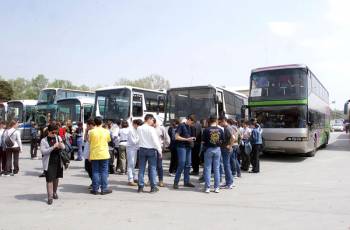 Μεσσηνία: Ηλεκτρονική δημοπρασία για τη μεταφορά μαθητών