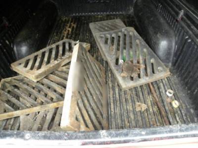 Μεσσηνία: Από 7, ένας χρόνος φυλακή για τα καπάκια φρεατίων