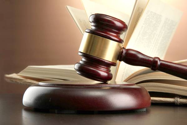 8 χρόνια σε Ρουμάνο για ληστεία υπερήλικης στα Διόδια