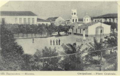 Η πλατεία των Γαργαλιάνων