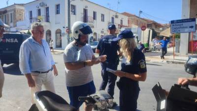 Κλήσεις σε άλλους 14 οδηγούς χωρίς κράνος στη Μεσσηνία