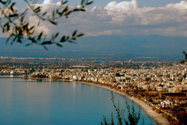 Η Τelegraph «τρελαίνεται» με την Καλαμάτα - «Πηγαίνετε, είναι κρυμμένος θησαυρός»