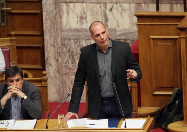 Βαρουφάκης: "Παραμύθια τα περί ηχογράφησης του Eurogroup στην Ρίγα"