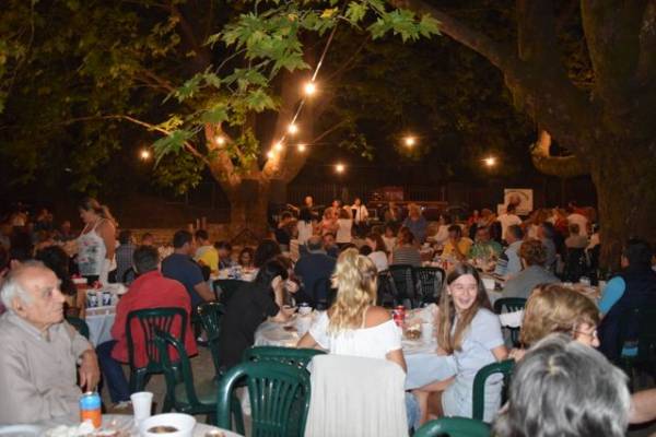 Πλήθος κόσμου στο διήμερο πανηγύρι στο Καρβέλι (βίντεο-φωτογραφίες)