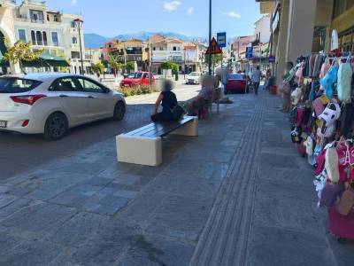 «Ανάσα» στην στάση του λεωφορείου