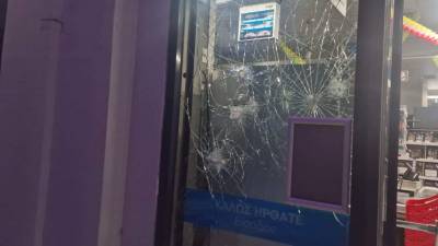 Πάτρα: Καταδρομική επίθεση σε 2 σούπερ μάρκετ από ομάδες αντιεξουσιαστών