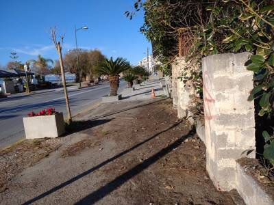 Ελευθερώθηκε το πεζοδρόμιο