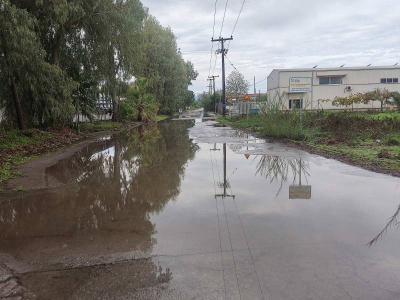 Πλημμύρισε ξανά ο δρόμος για τη ΒΙΠΕ Καλαμάτας