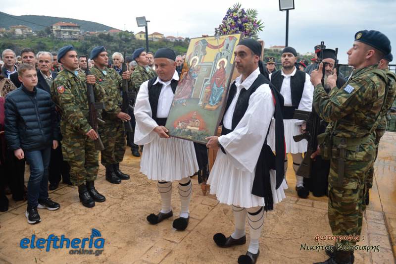 Άμφεια: H ενορία υποδέχθηκε τη νέα εικόνα του Ευαγγελισμού της Θεοτόκου (φωτο)
