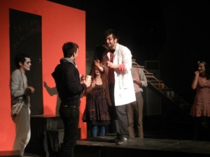 Ολοκληρώθηκαν οι παραστάσεις από την "Αυτοσχέδια σκηνή" (φωτογραφίες)