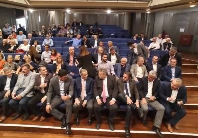 Ασχημα μαντάτα από τα άδεια καθίσματα