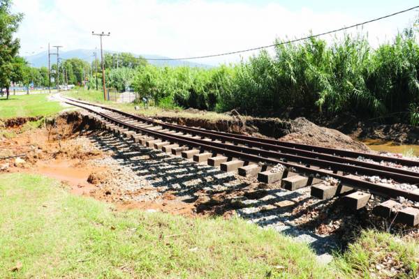 Στον αέρα η σιδηροδρομική γραμμή στη Μεσσήνη