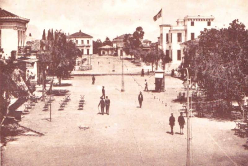 Κατεβάστε ΔΩΡΕΑΝ το βιβλίο του Ηλία Μπιτσάνη "Το Νησί στο φως της ιστορίας"