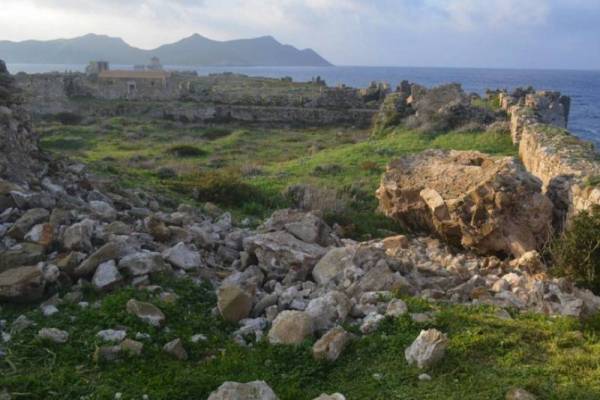 Γιατί πέφτουν τα Κάστρα Μεθώνης και Κορώνης