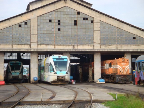 Δύο ρέιλ-μπας πάνε στον Πύργο