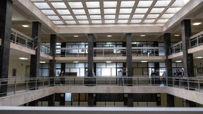 Θεσσαλονίκη: 27χρονος κατηγορείται για απόπειρα βιασμού 30χρονης σε οικοδομή