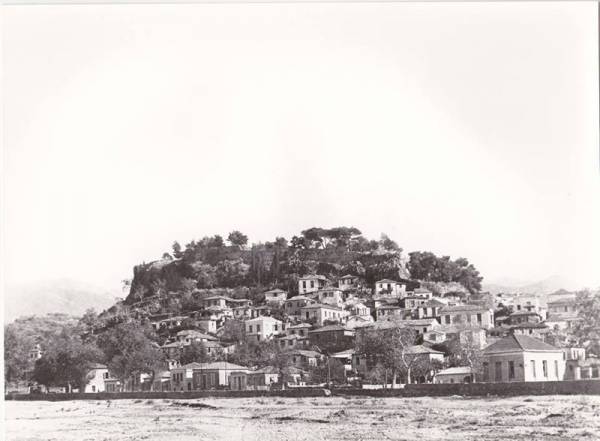 Κάστρο, πόλη και Νέδοντας πριν δεκαετίες