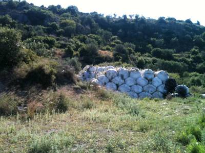 Μισές απαντήσεις για τη Μαραθόλακκα