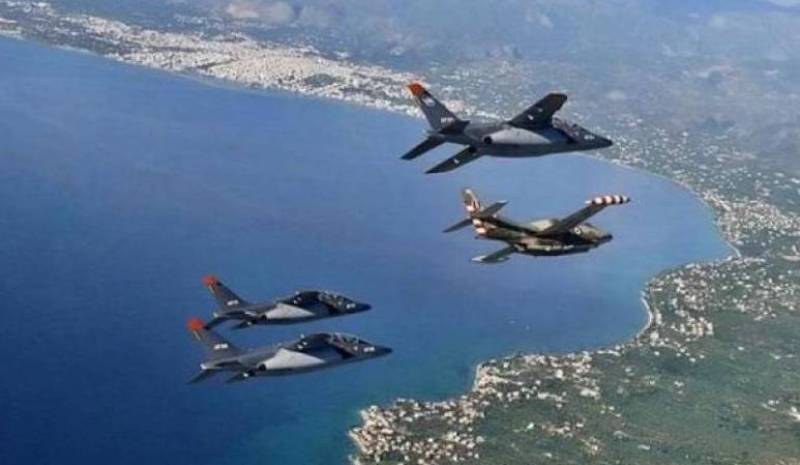 Εκπαίδευση πιλότων την τουριστική σεζόν