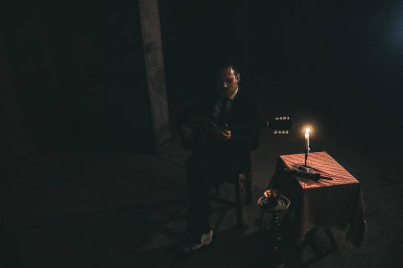 Πανελλήνια πρεμιέρα απόψε στο Πνευματικό Κέντρο Καλαμάτας - «Ανέστης Δελιάς: Ενας άγγελος πεταμένος στα σκουπίδια»