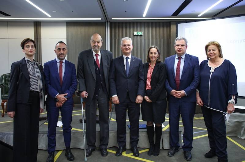 Ο Δημ. Πτωχός στην εκδήλωση του ΙΟΒΕ για την Περιφέρεια Πελοποννήσου: “Κυριότερο πρόβλημα το δημογραφικό”