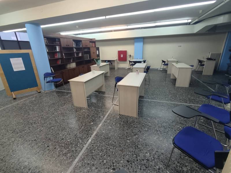 Αναγνωστήριο για μαθητές στο Πνευματικό Κέντρο Καλαμάτας