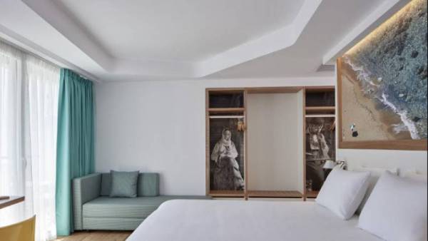 Γεμίζουν τα ξενοδοχεία για το 3ημερο της 25ης: Φουλ η Μάνη – Ακολουθεί η Καλαμάτα