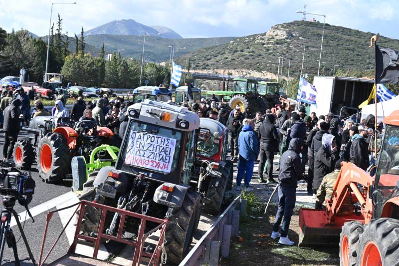 Αυτοκινητόδρομος "Μορέα": Μπλόκα σε Θουρία, Νεστάνη και Αρχαία Νεμέα