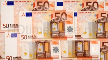 Αφρικανοί κορόιδεψαν Σπαρτιάτη: Απίστευτη απάτη με βερνίκι για... ευρώ