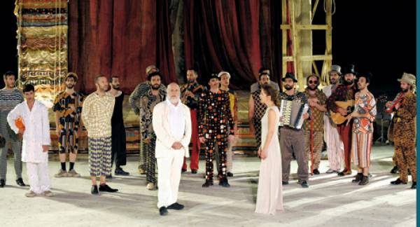 Οι νικητές των 5 διπλών προσκλήσεων για τον "Πλούτο" με το Δ. Σαββόπουλο στην Καλαμάτα