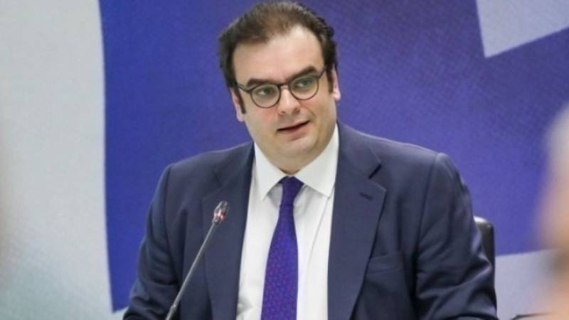Πιερρακάκης: Πρέπει να αφαιρεθούν κι άλλα βάρη από τις επιχειρήσεις