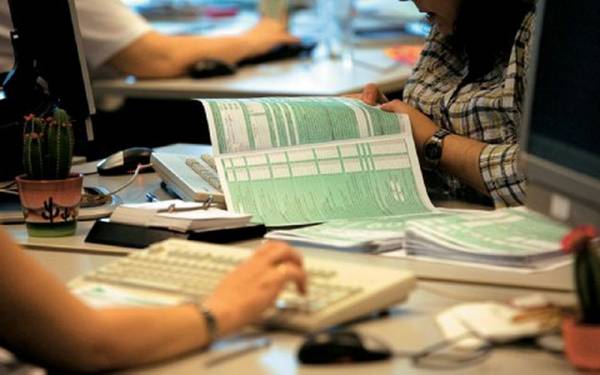 Νοτιοελλαδίτες και γιατροί στην κορυφή - Αυτοί είναι οι φοροφυγάδες