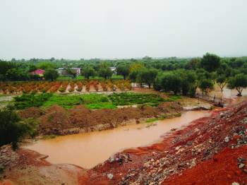 Κατηγορούν τον "Μορέα" οι κάτοικοι για την πλημμύρα στον Αντικάλαμο
