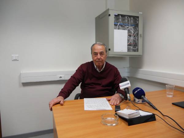 Σύσκεψη συνταξιούχων στο Εργατικό Κέντρο Καλαμάτας