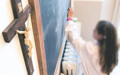 Τα Θρησκευτικά είναι ιεραποστολή και διδάσκονται με ή χωρίς φακέλους