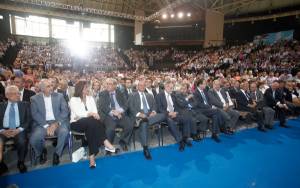 Λιστομαχίες για τη "Νέα Ελλάδα"