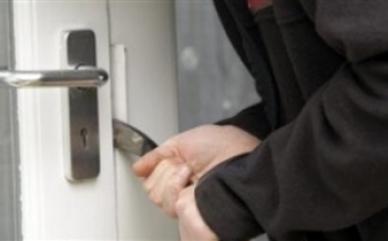 Μπαράζ διαρρήξεων στα Φιλιατρά