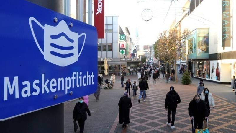 "Καλός" ο συνασπισμός "φανάρι" δηλώνει ένας στους δύο Γερμανούς