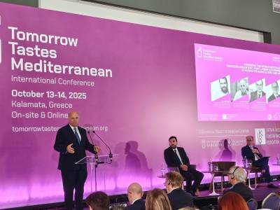 Σύμφωνα με τον υπουργό Αγροτικής Ανάπτυξης Κ. Τσιάρα: Πάει για Νοέμβριο η καταβολή επιδότησης