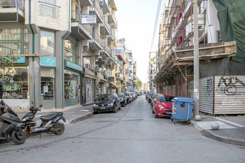 Κλείνει από την Τρίτη η Ιατροπούλου για να πεζοδρομηθεί
