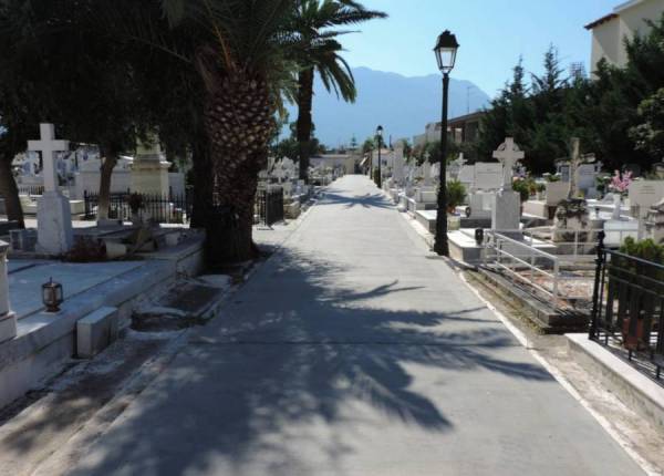 Δεν μπορείς... ούτε να πεθάνεις με τις νέες τιμές στο νεκροταφείο Καλαμάτας