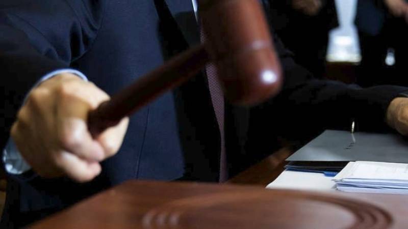 Στη φυλακή ο 56χρονος κατηγορούμενος για τον επί σειρά ετών βιασμό της ανήλικης κόρης της συντρόφου του στα Πατήσια