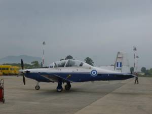 Δοκιμαστικές πτήσεις για τη "Ναυτική Εβδομάδα" αναστάτωσαν την Καλαμάτα