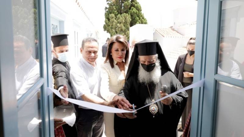 Εγκαινιάστηκε η Ιστορική Βιβλιοθήκη Σπετσών - Το έργο έγινε με τη χορηγία της Επιτροπής «Ελλάδα 2021»